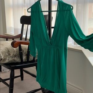 BCBG off the shoulder top